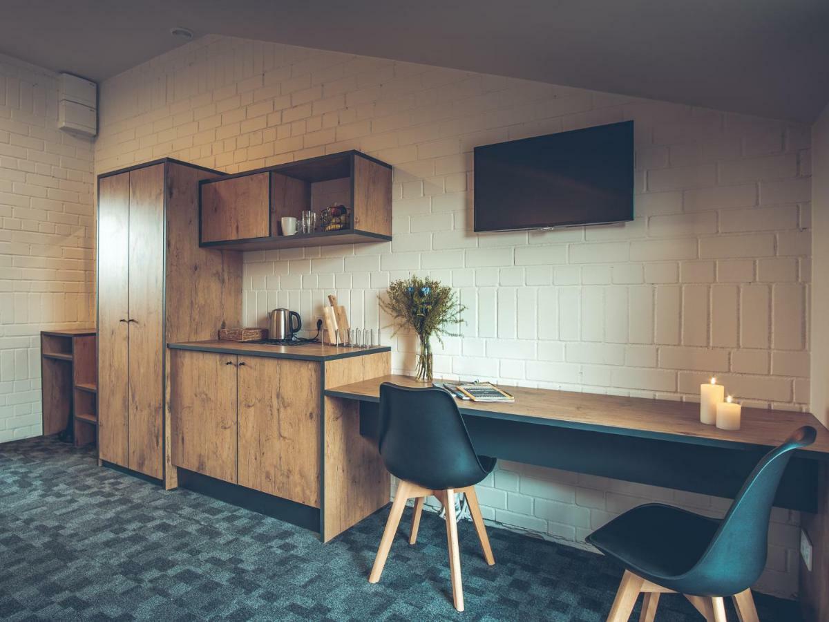 Self Check-In Hotel Railway Apartments VNO Room photo