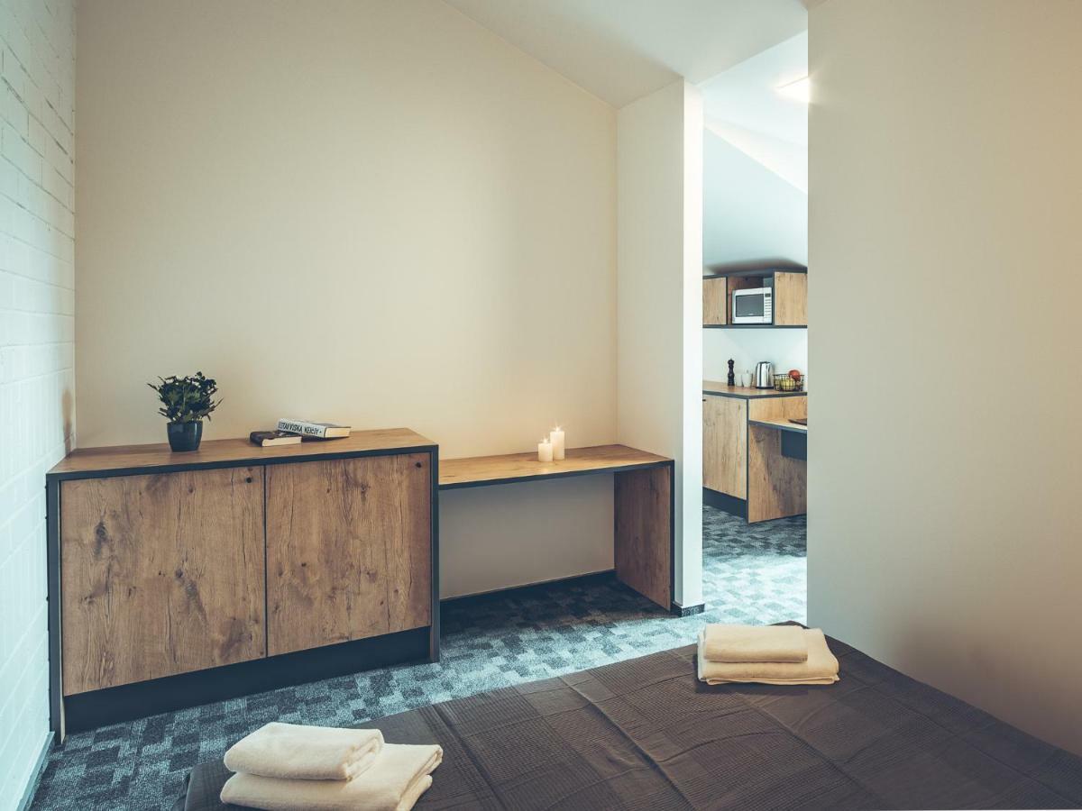 Self Check-In Hotel Railway Apartments VNO Exterior photo